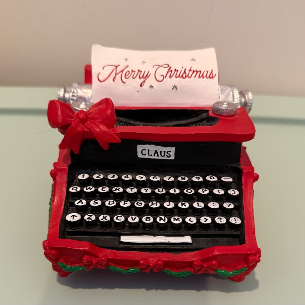 Festive Red “Merry Christmas” Typewriter Decor- NWT